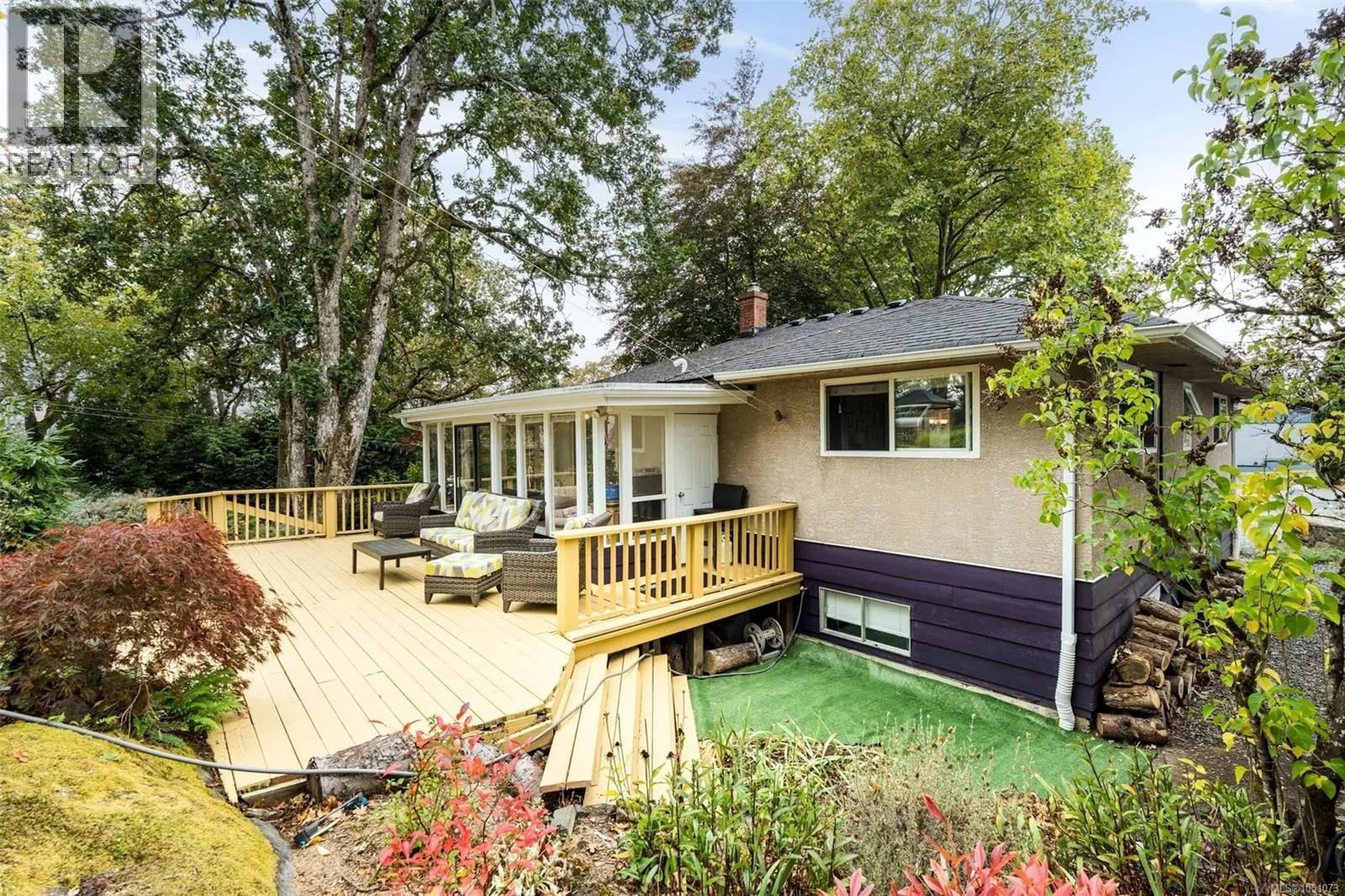 14 Eaton Ave