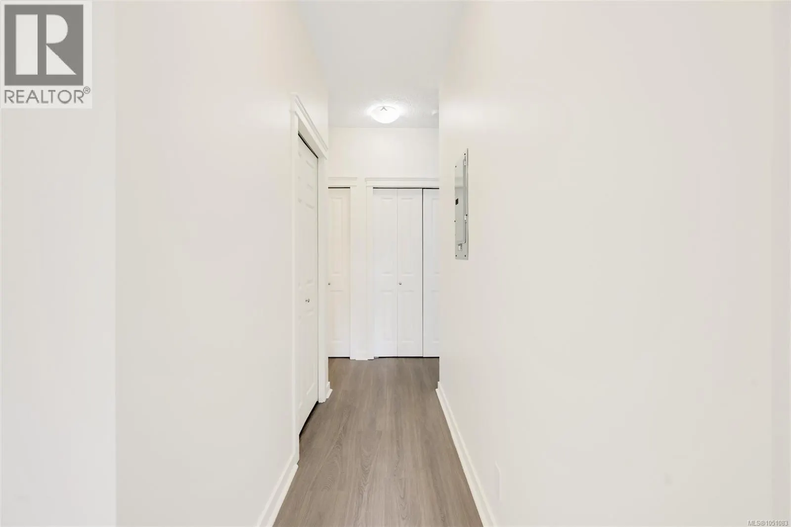 305 2220 Sooke Rd