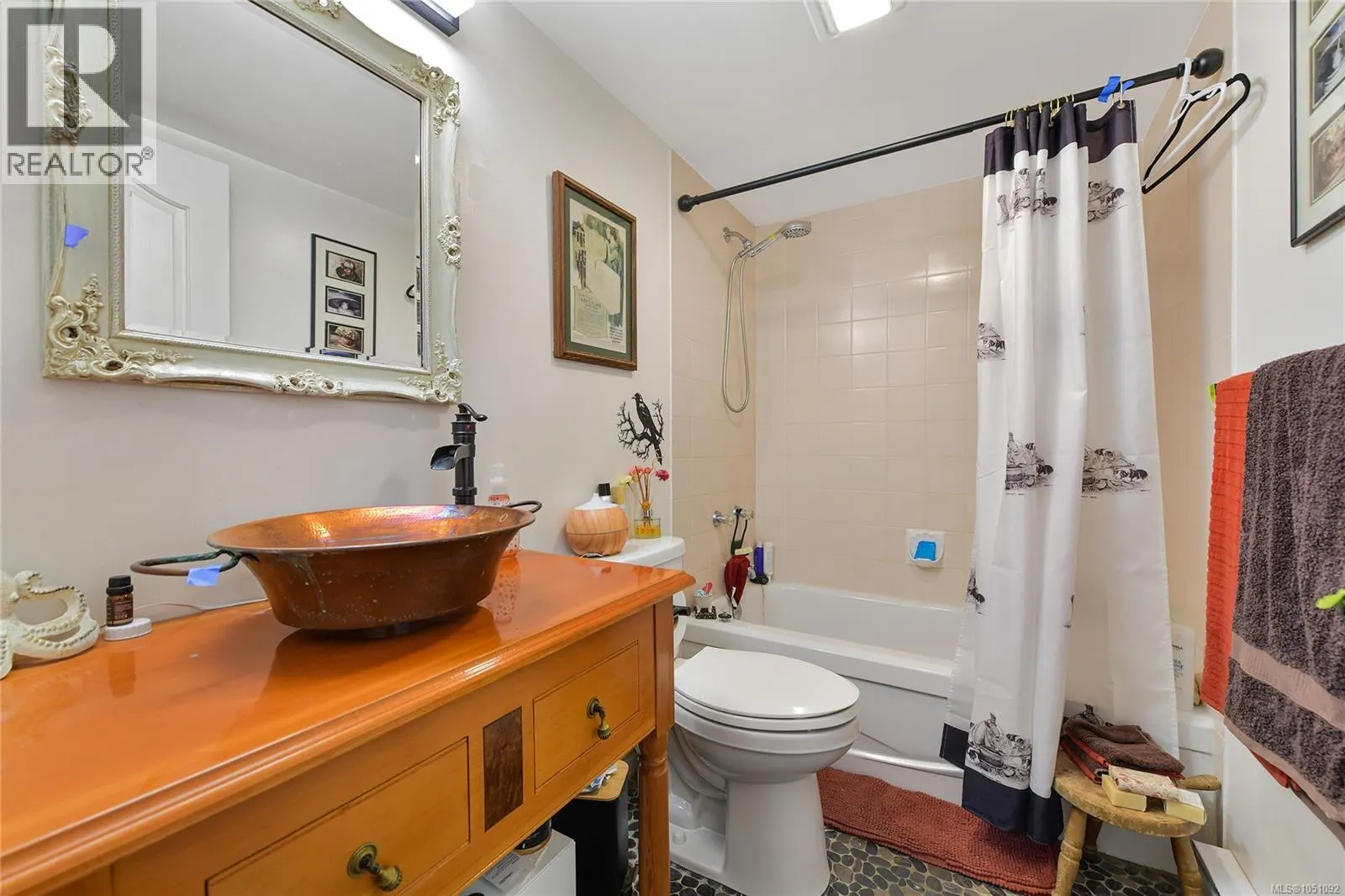 21 7070 West Saanich Rd