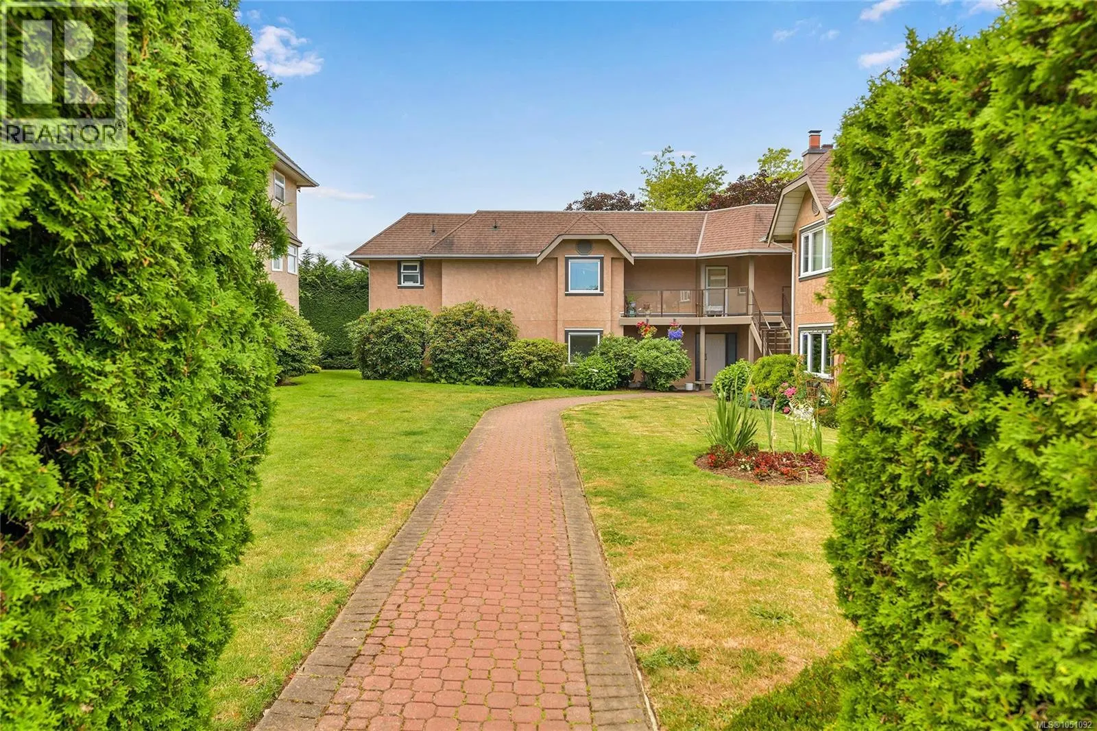 21 7070 West Saanich Rd