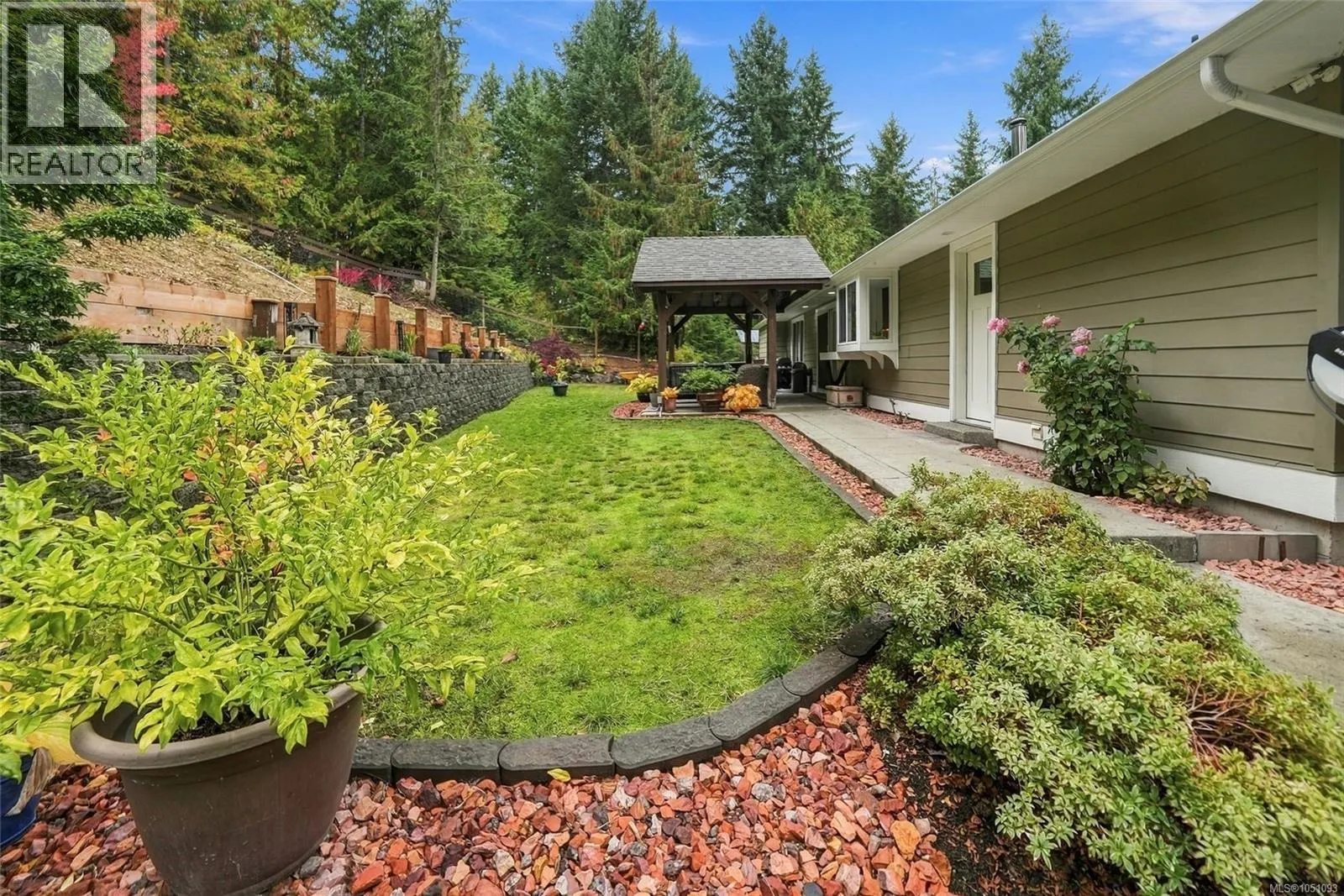 1580 Meadowood Way
