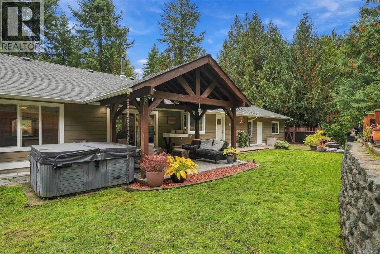 1580 Meadowood Way