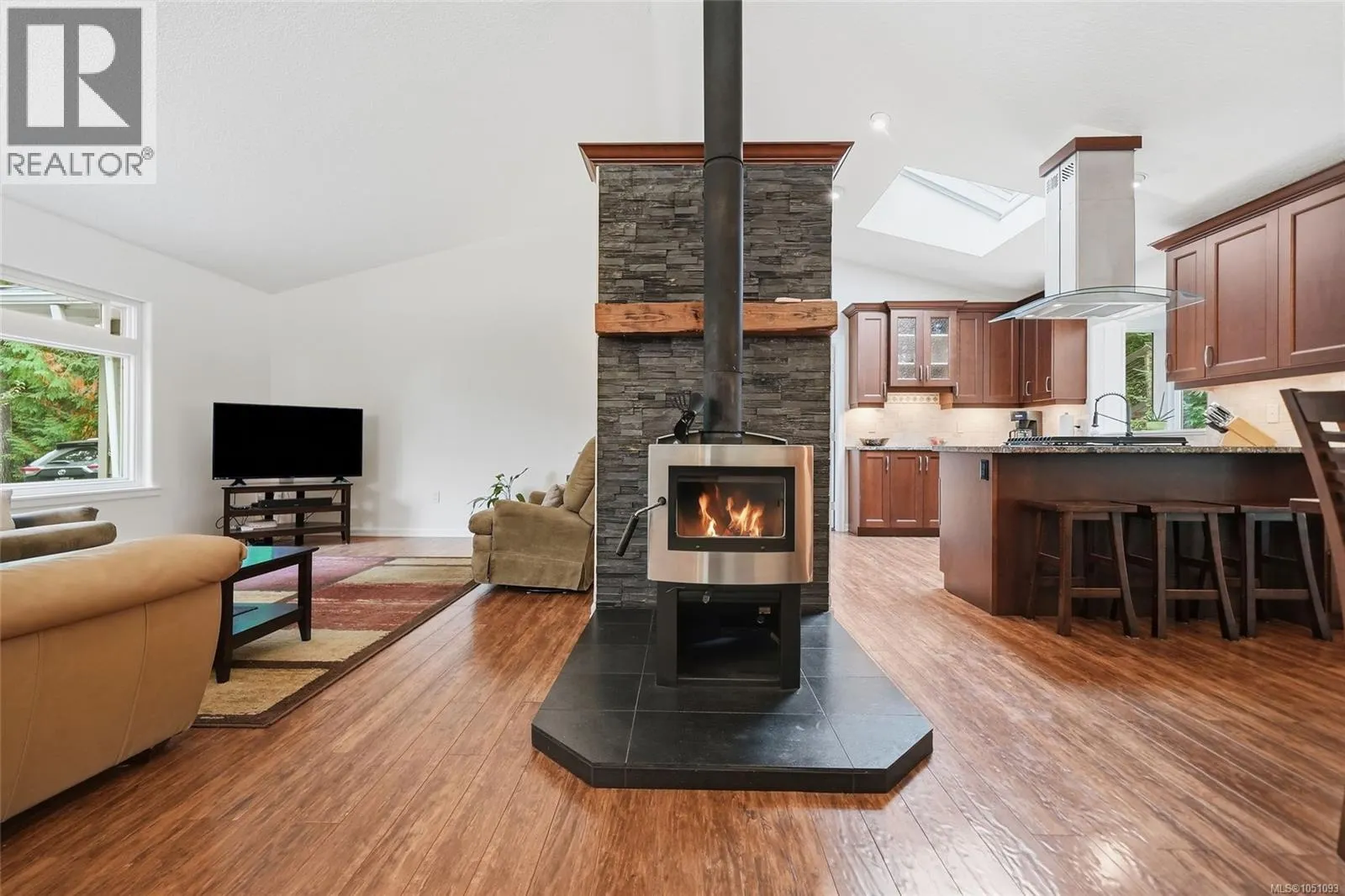 1580 Meadowood Way