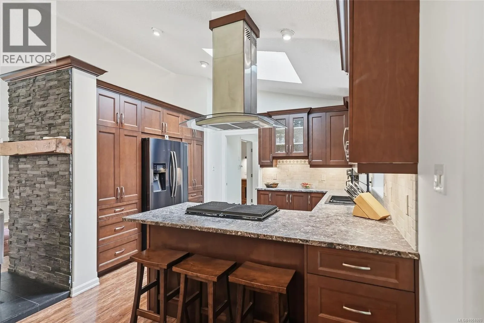 1580 Meadowood Way