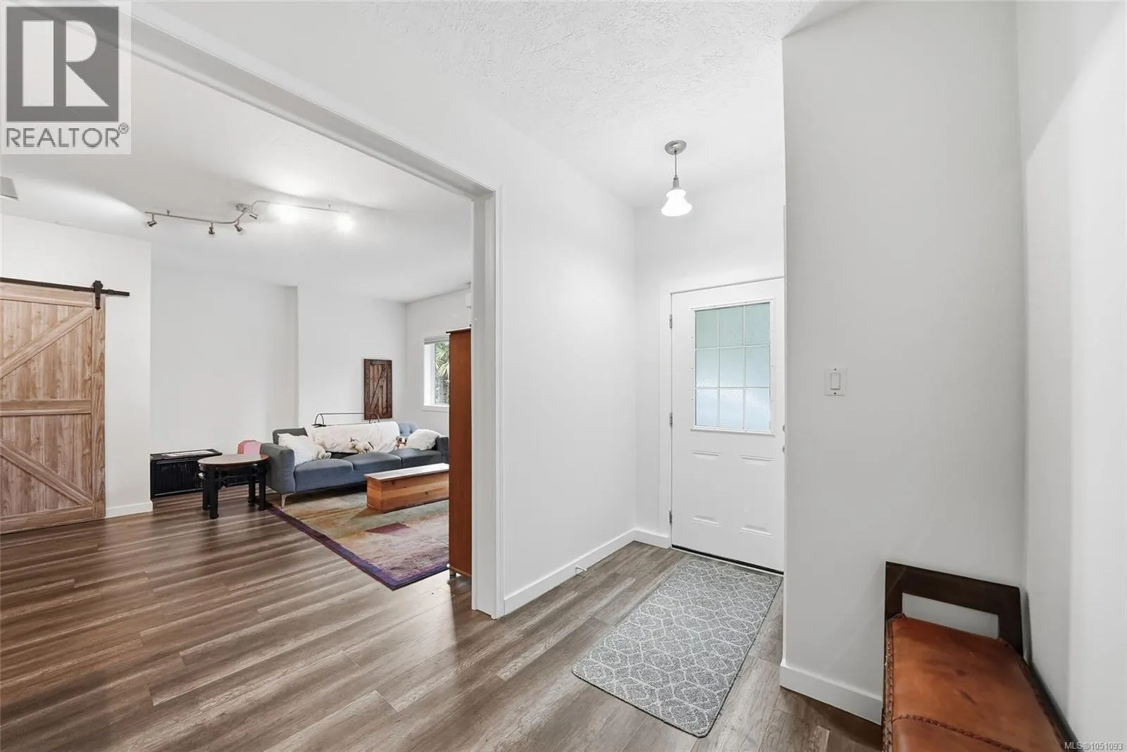 1580 Meadowood Way