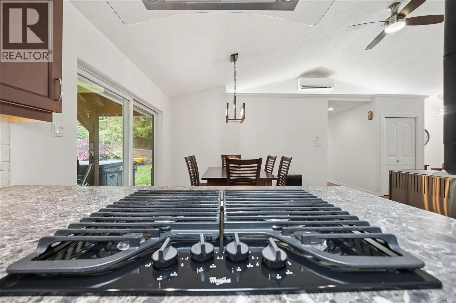 1580 Meadowood Way