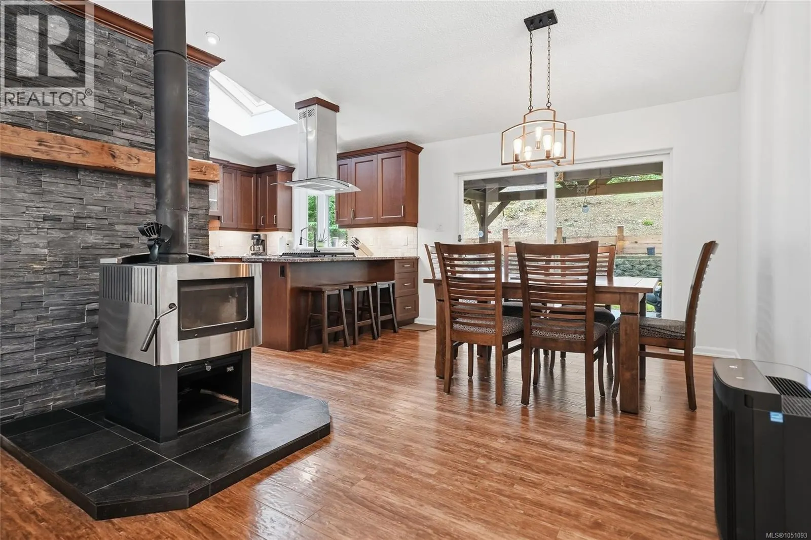 1580 Meadowood Way
