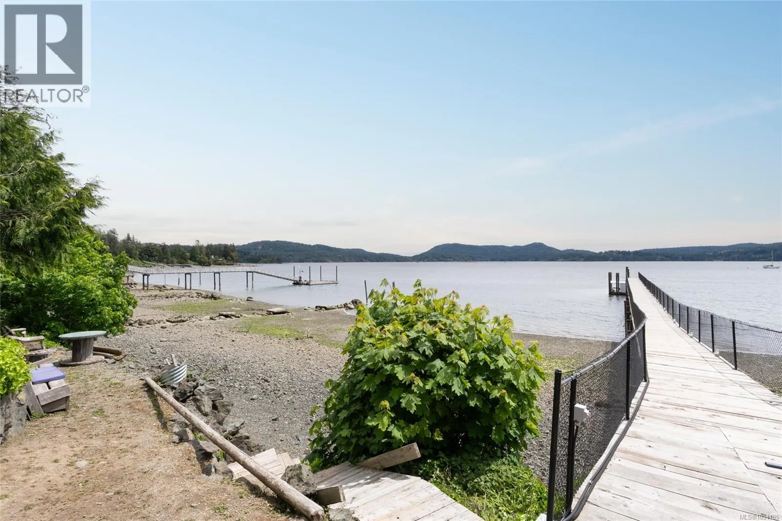 5957 Sooke Rd