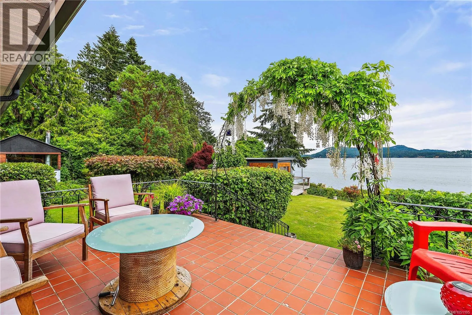 5957 Sooke Rd