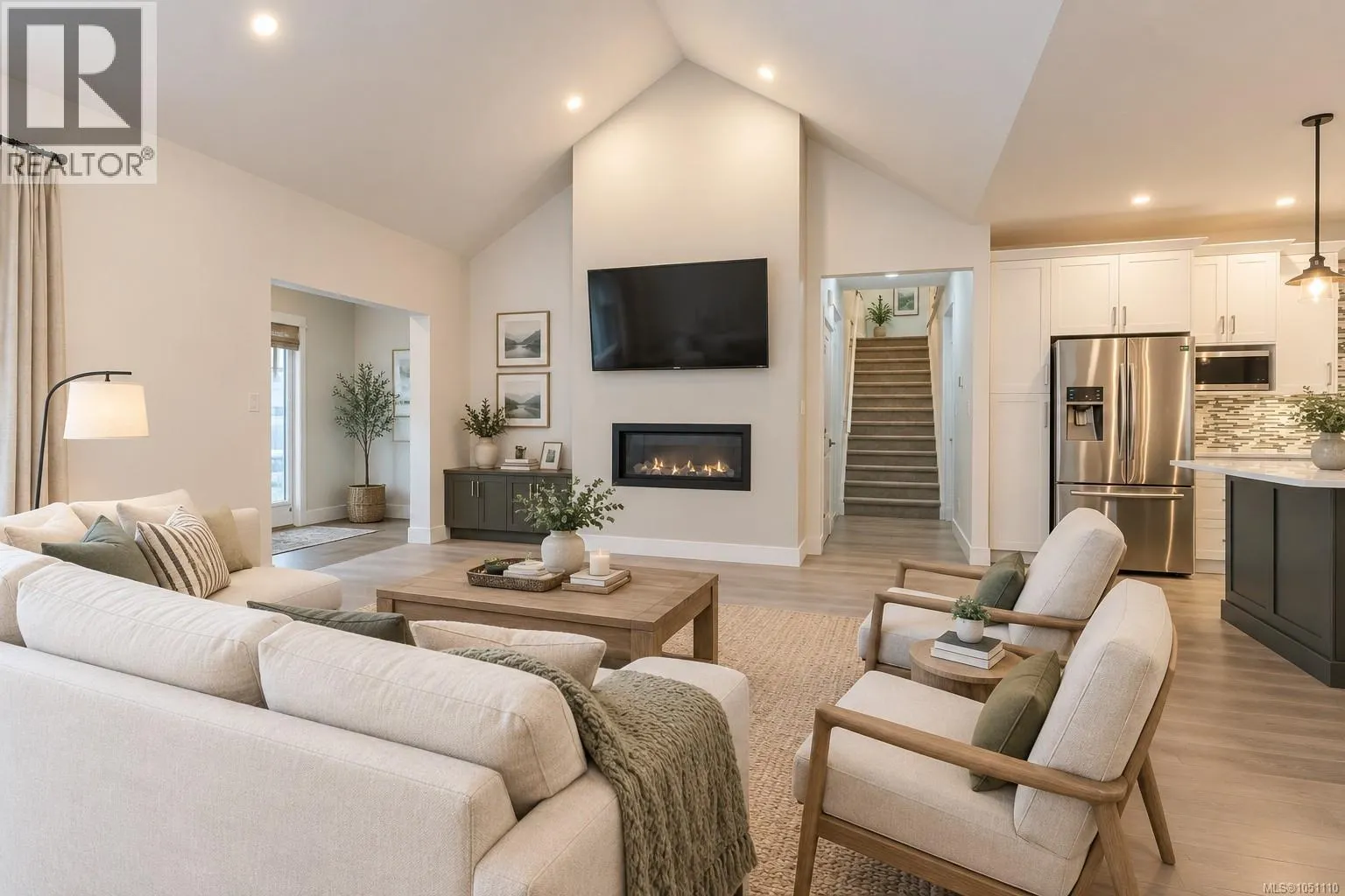 3800 Creekside Dr