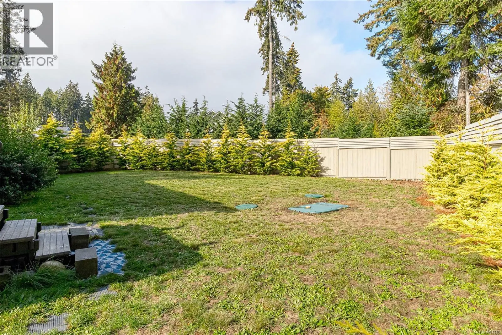 3800 Creekside Dr