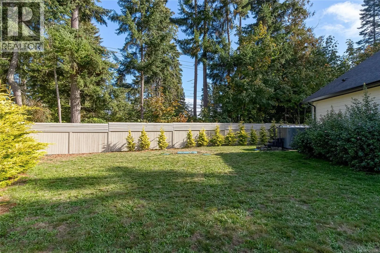 3800 Creekside Dr