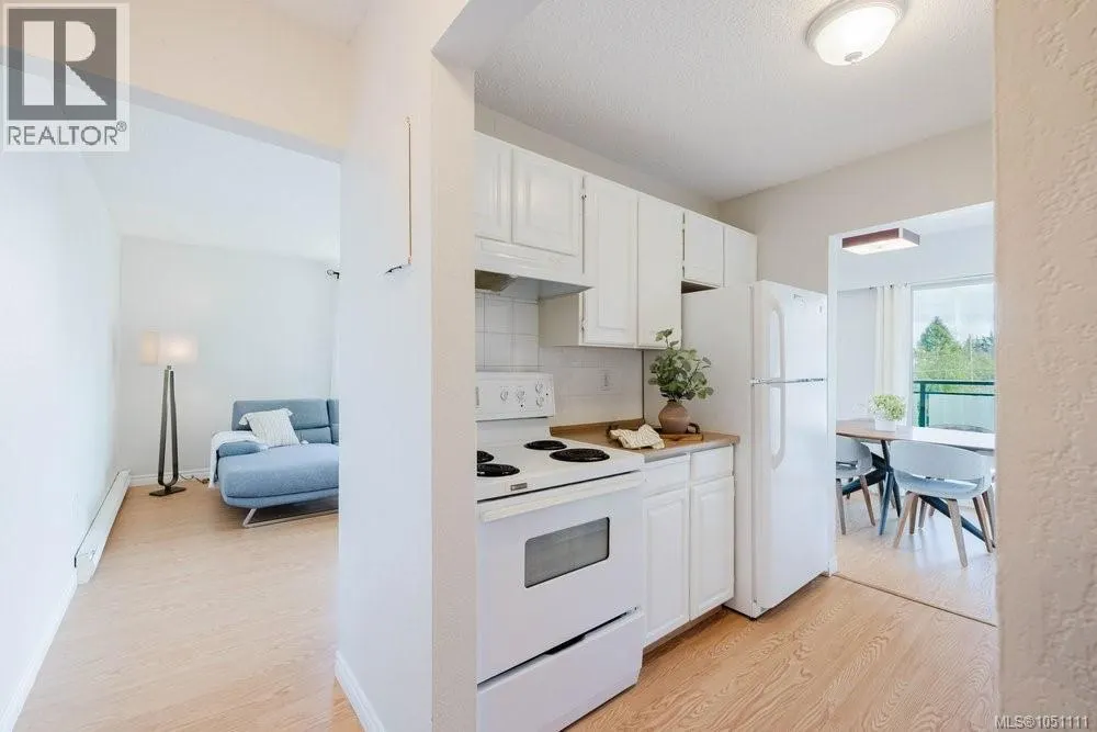 306 1545 Pandora Ave