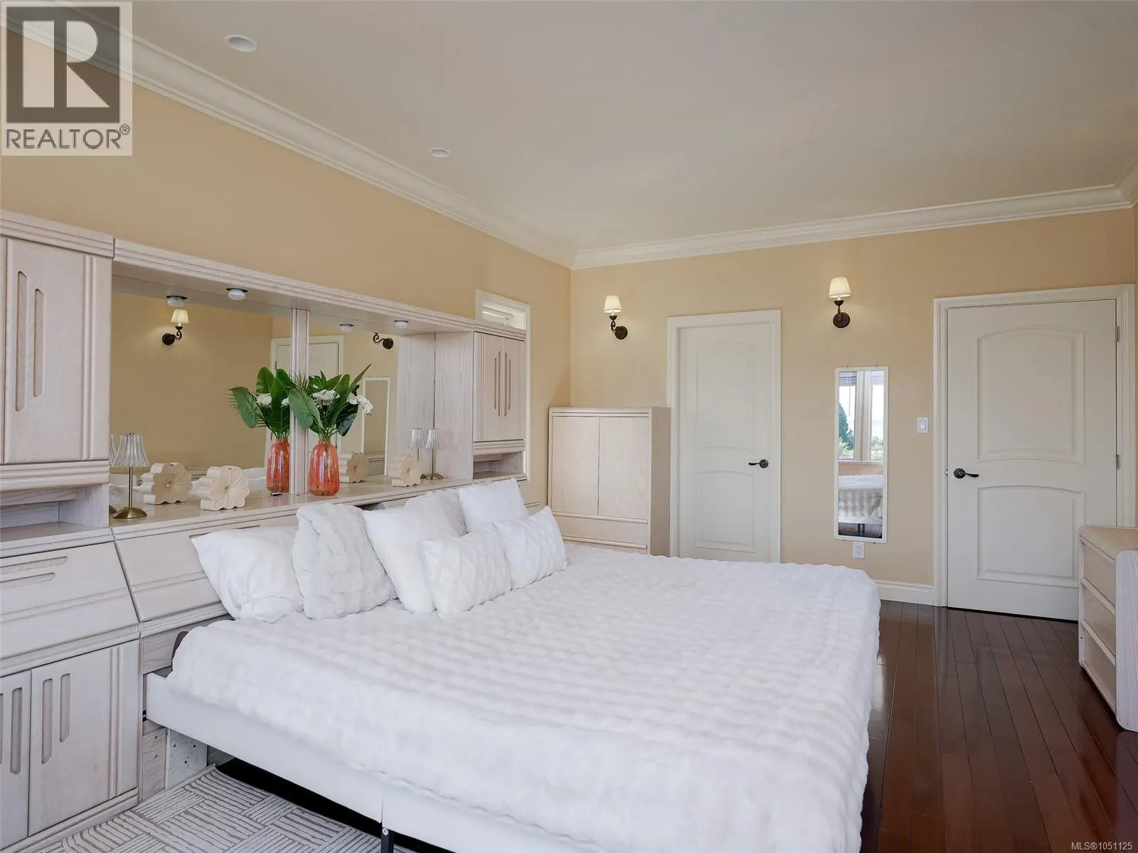 8639 Bourne Terr