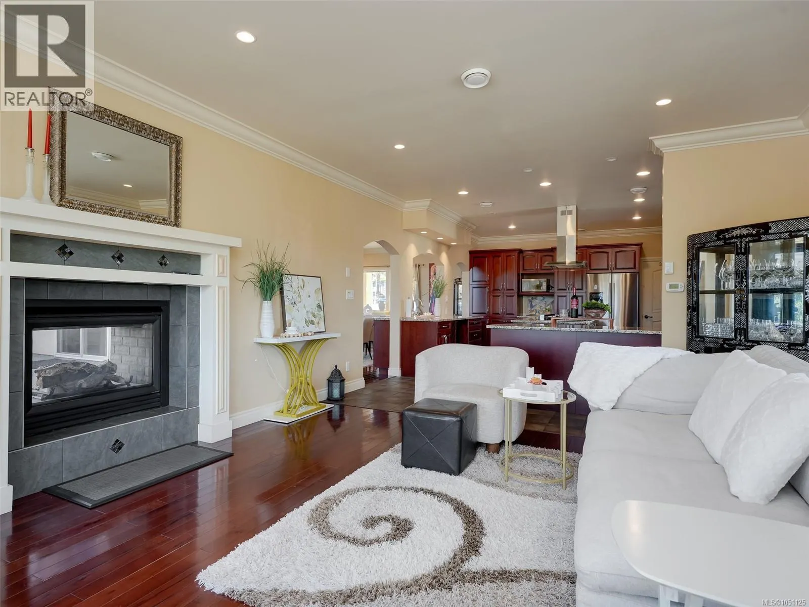 8639 Bourne Terr