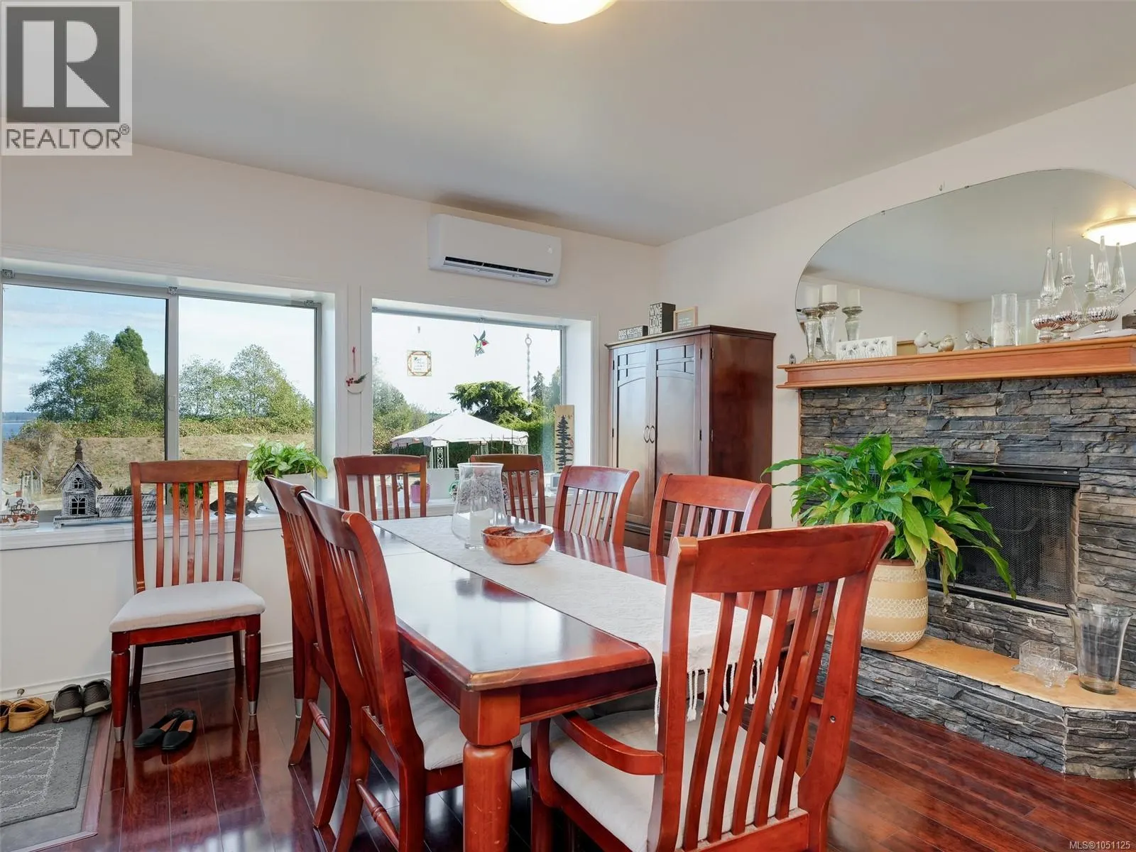 8639 Bourne Terr