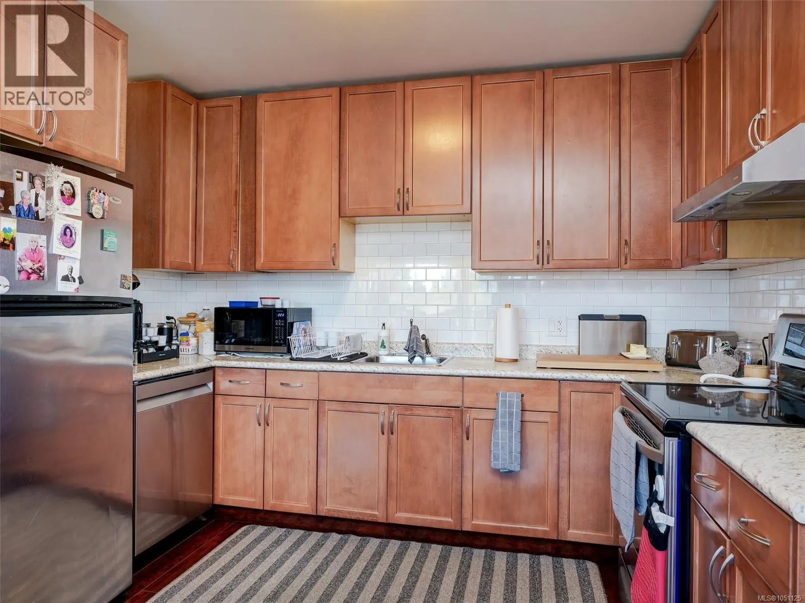 8639 Bourne Terr