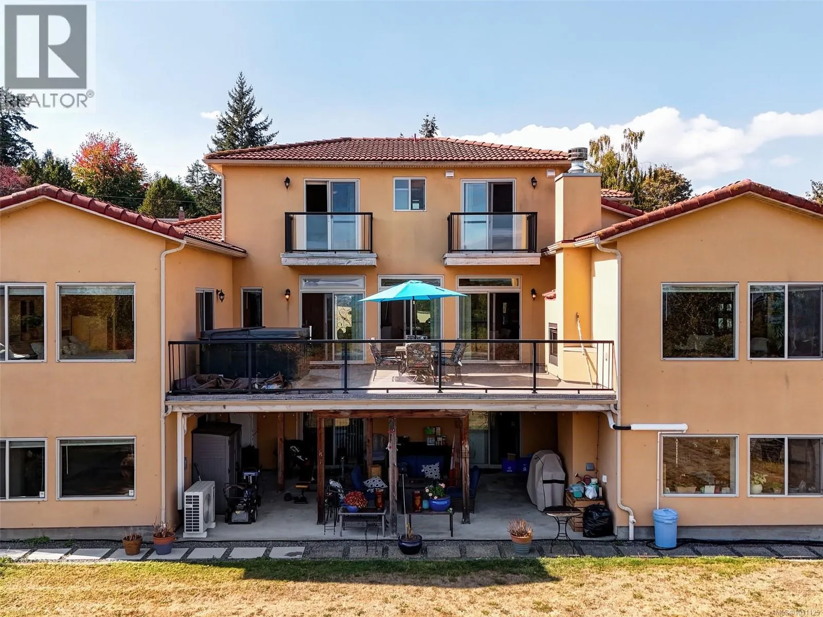 8639 Bourne Terr