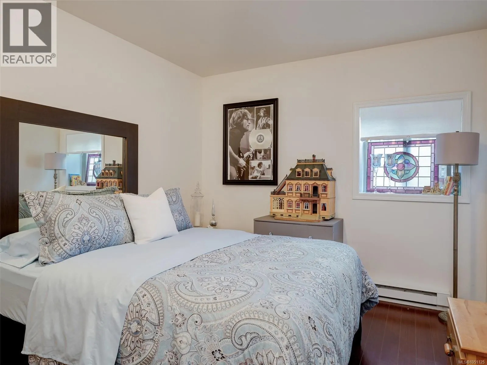 8639 Bourne Terr