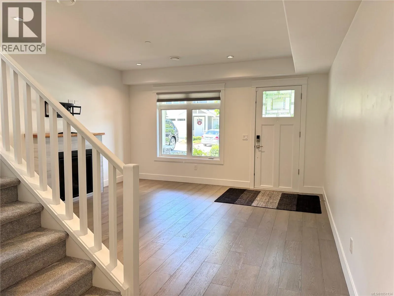 105 5160 Hammond Bay Rd