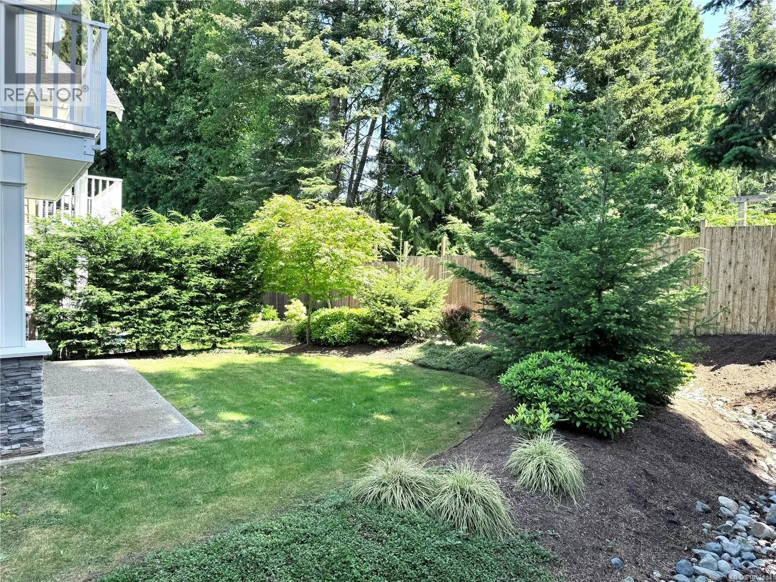 105 5160 Hammond Bay Rd