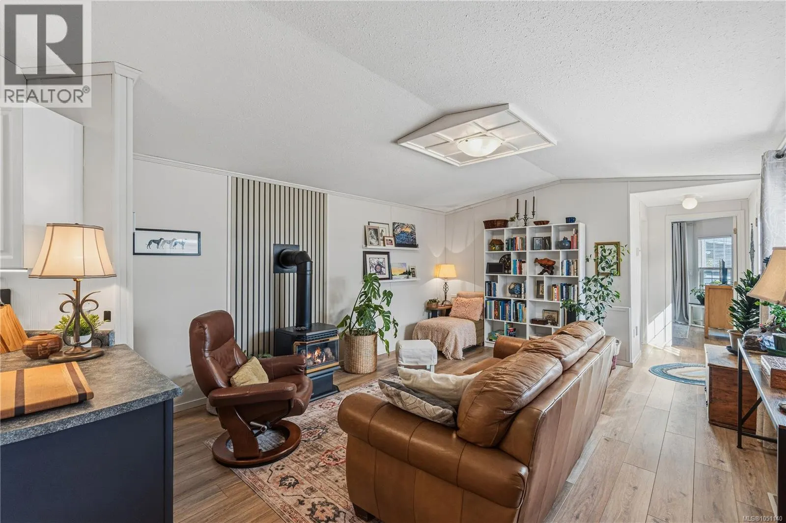 219 2465 Apollo Dr