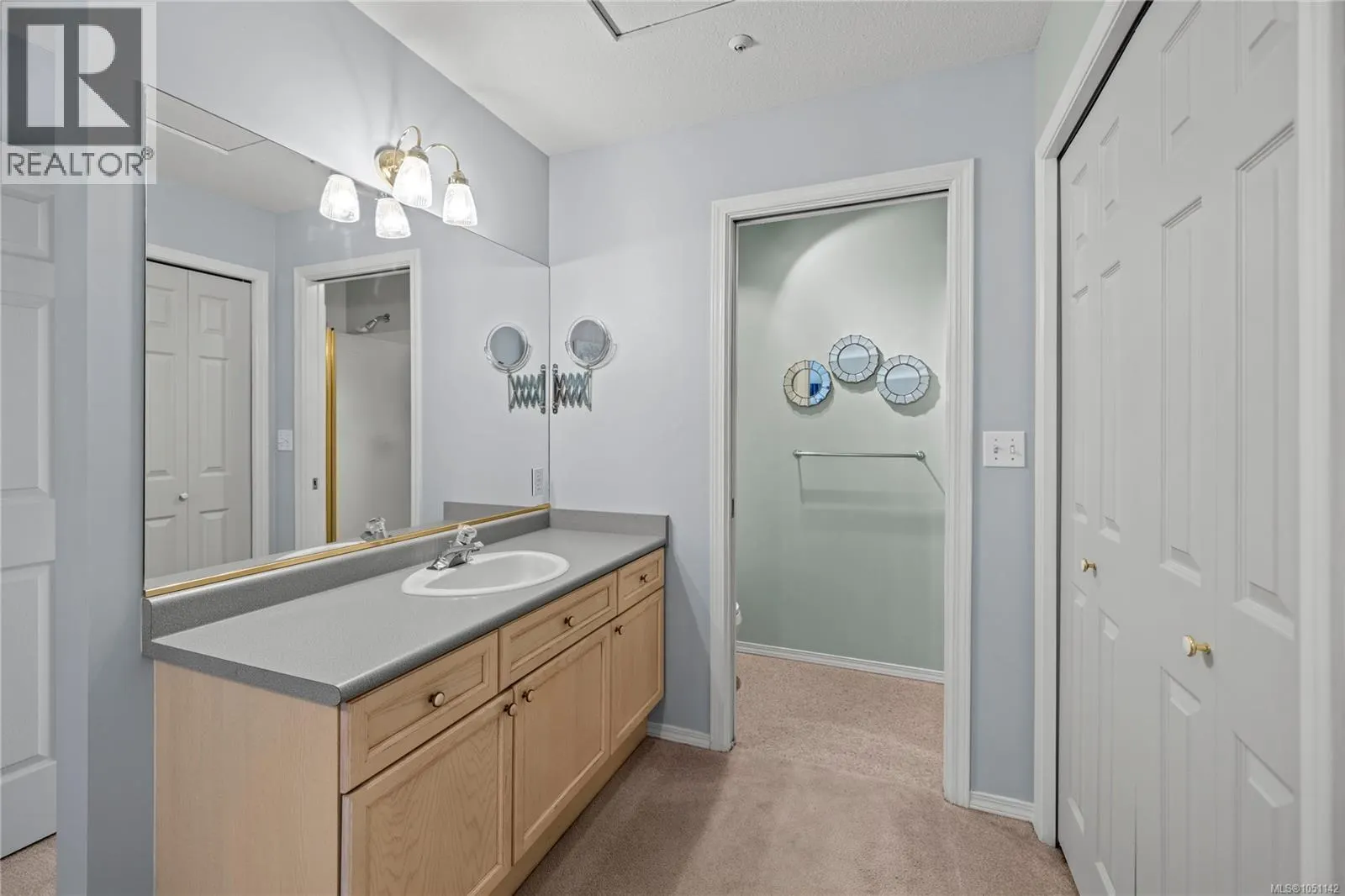 126 Ocean Walk Dr