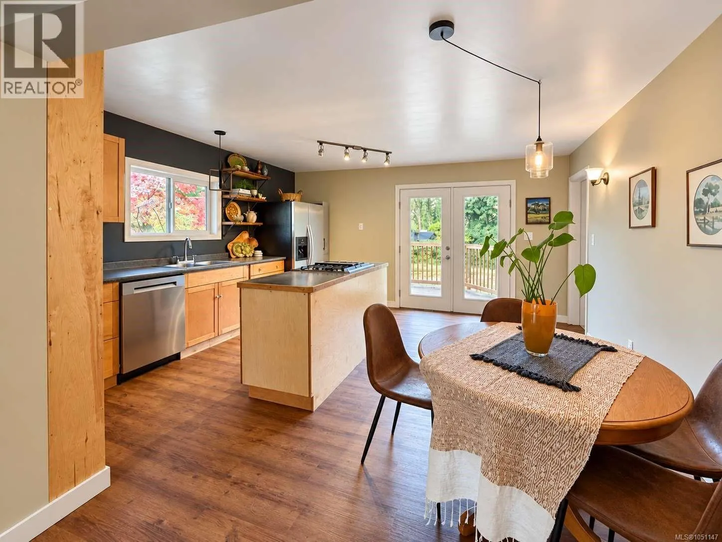 6008 Grandview Rd