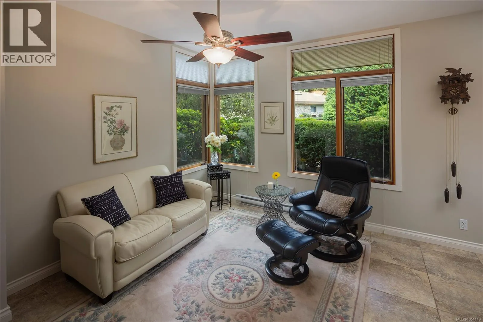 106 5329 Cordova Bay Rd