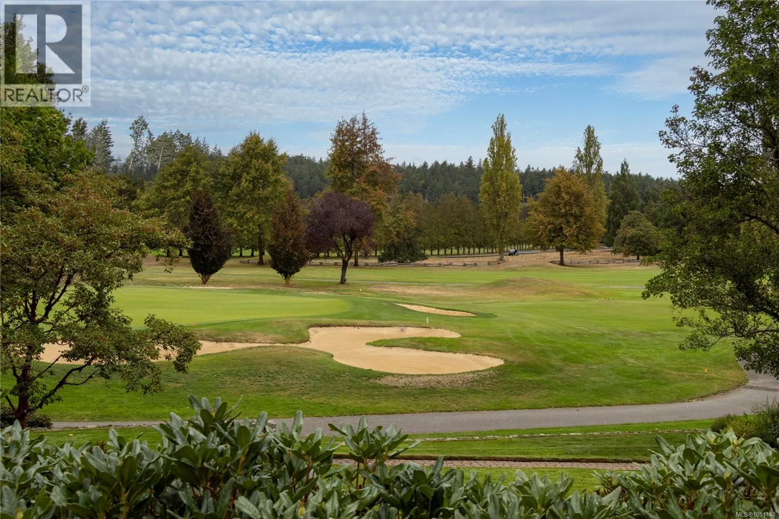 106 5329 Cordova Bay Rd