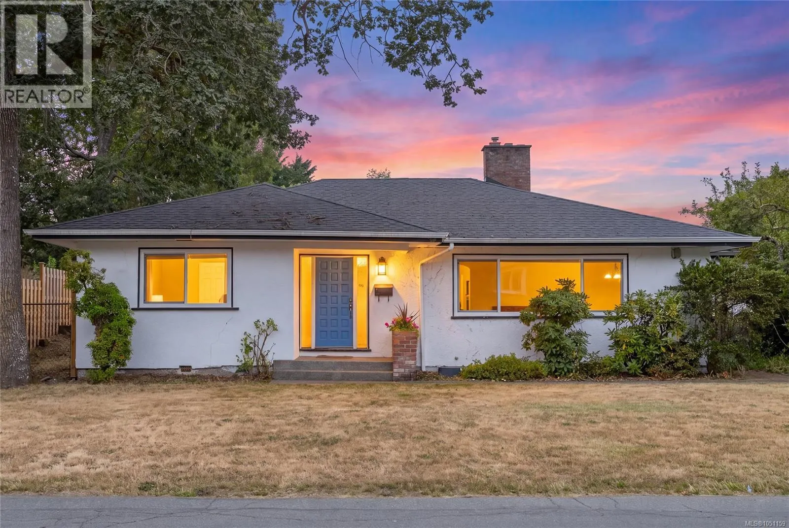 3830 Palo Alto St