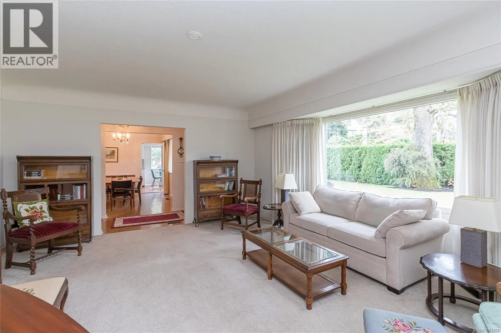 1280 Tracksell Ave