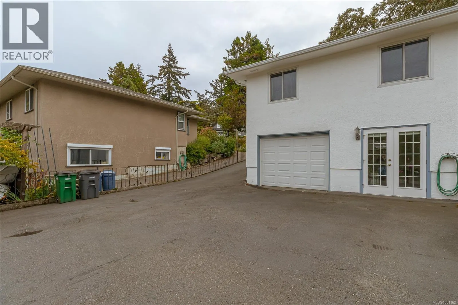 1280 Tracksell Ave
