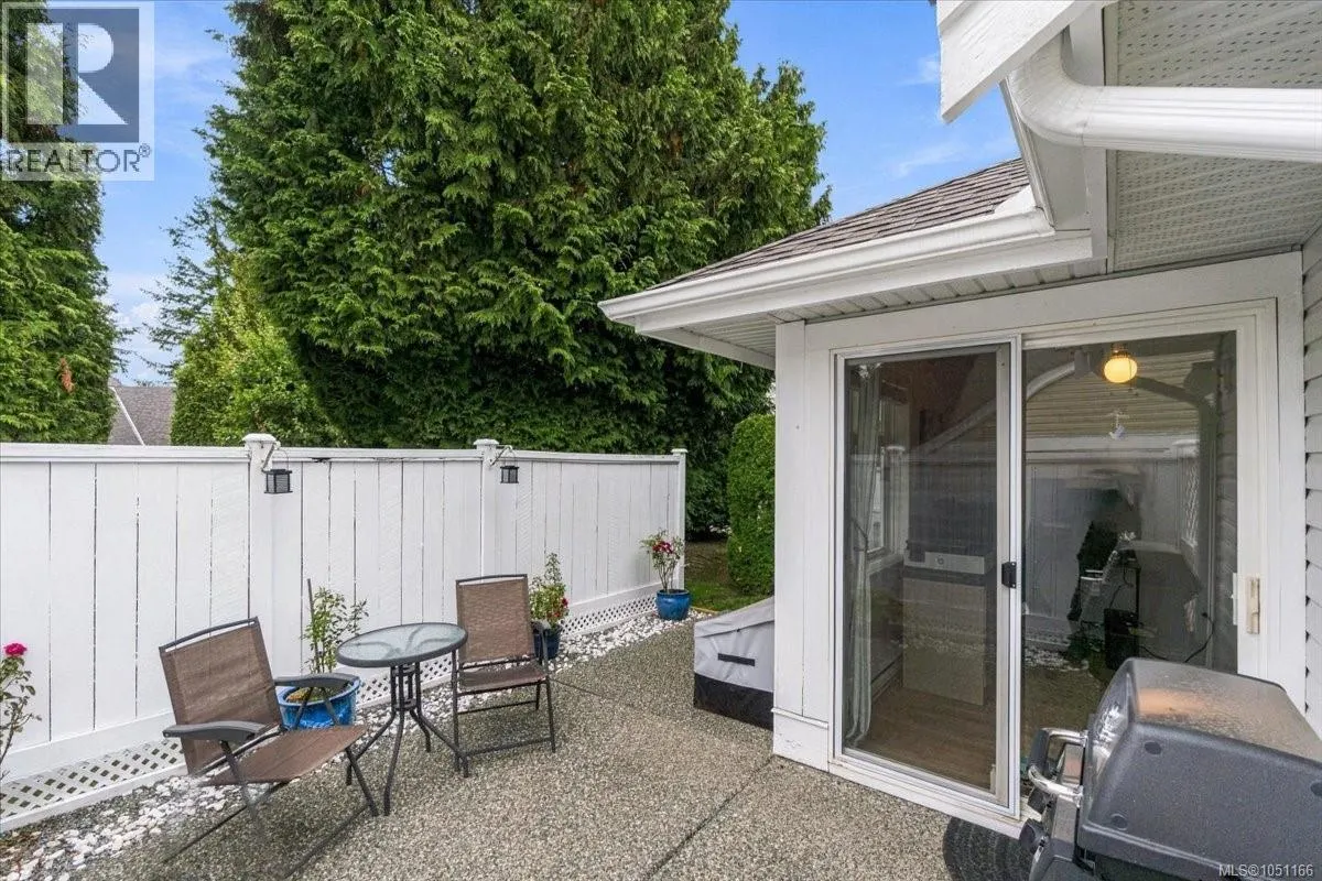 5267 Arbour Cres