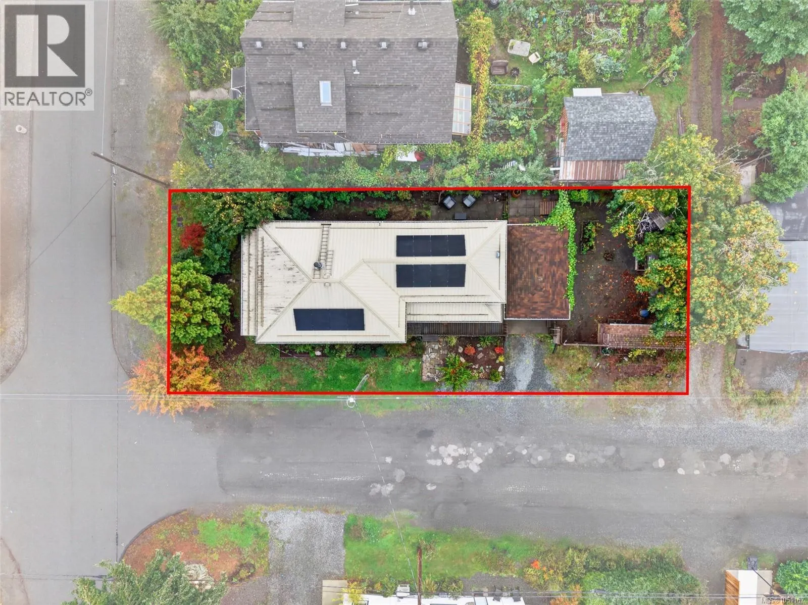 2737 Derwent Ave
