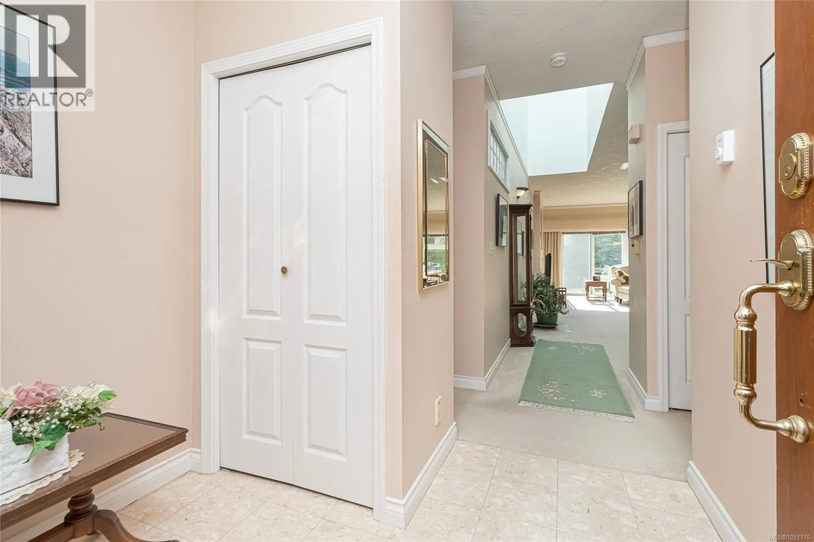 13 4318 Emily Carr Dr