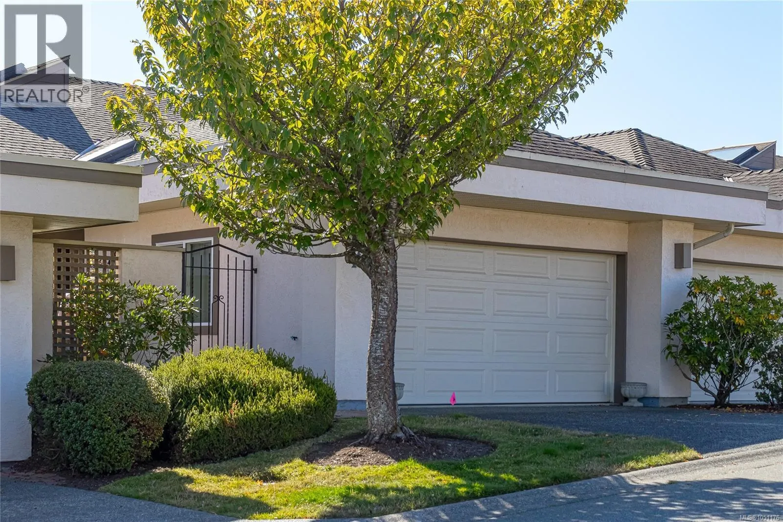 13 4318 Emily Carr Dr