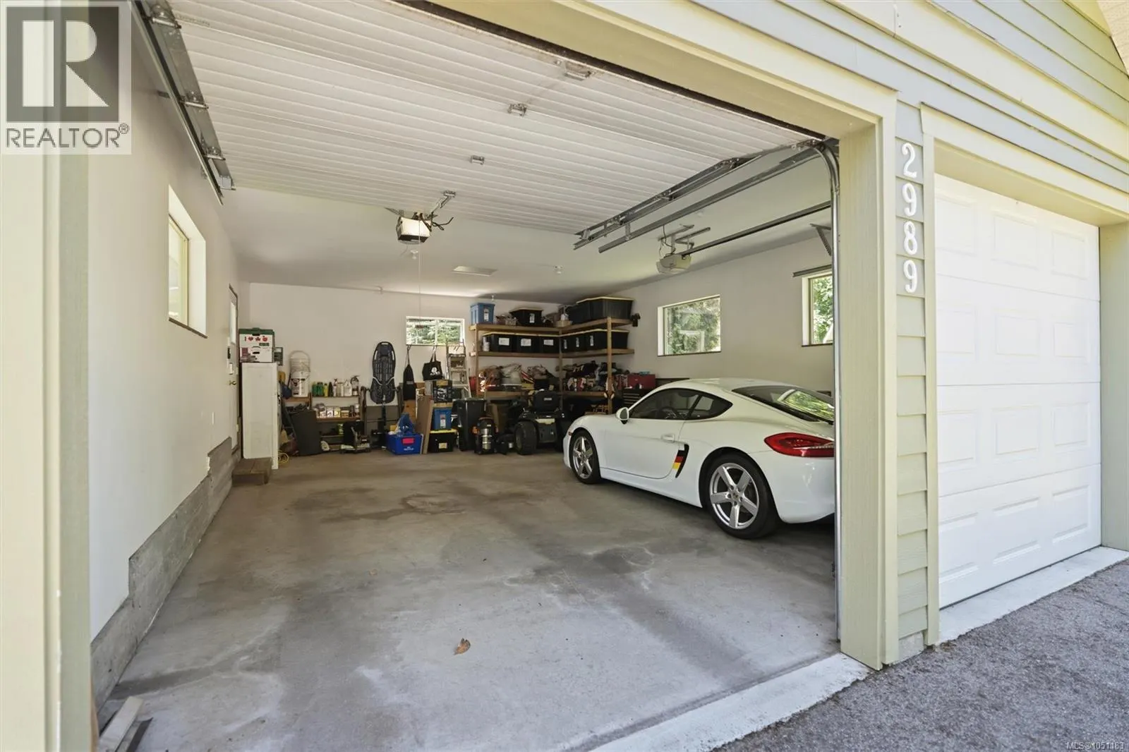 2989 Lakewood Pl