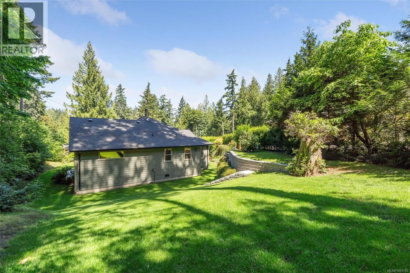 2989 Lakewood Pl