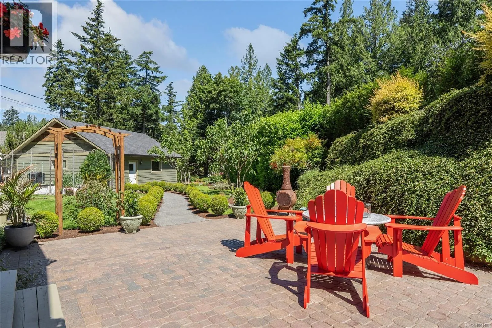 2989 Lakewood Pl