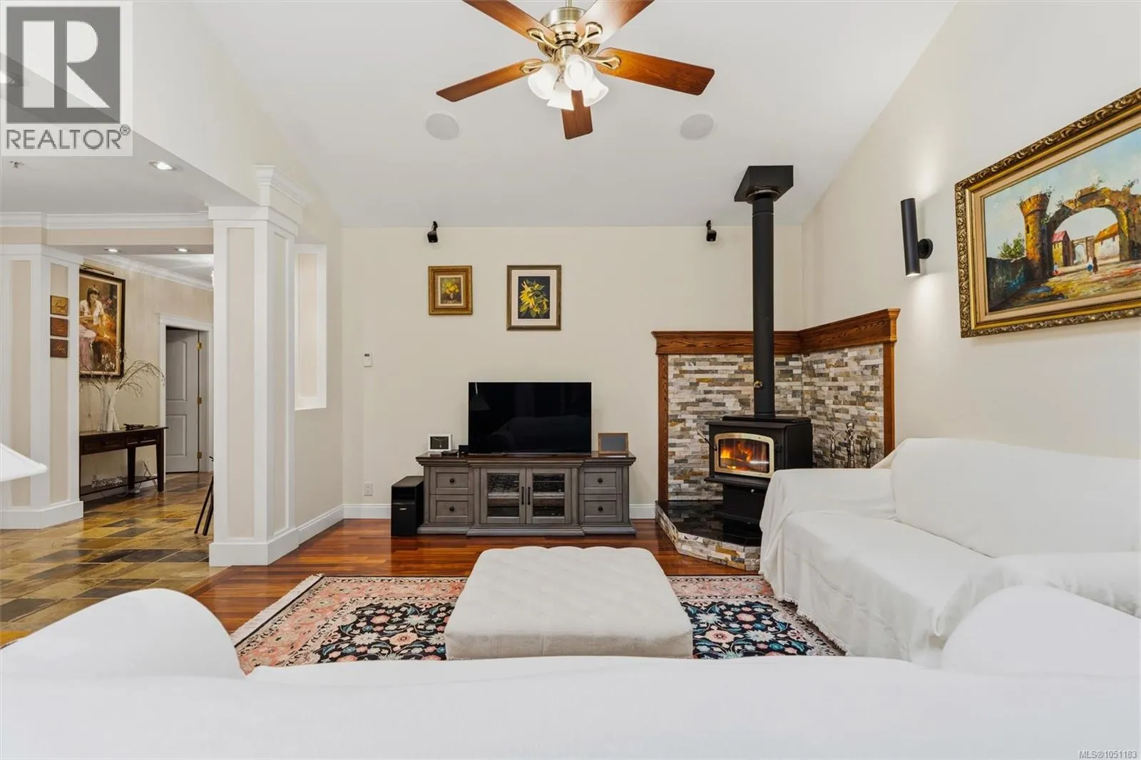 2989 Lakewood Pl