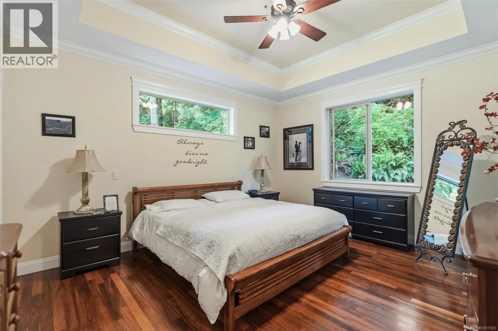 2989 Lakewood Pl