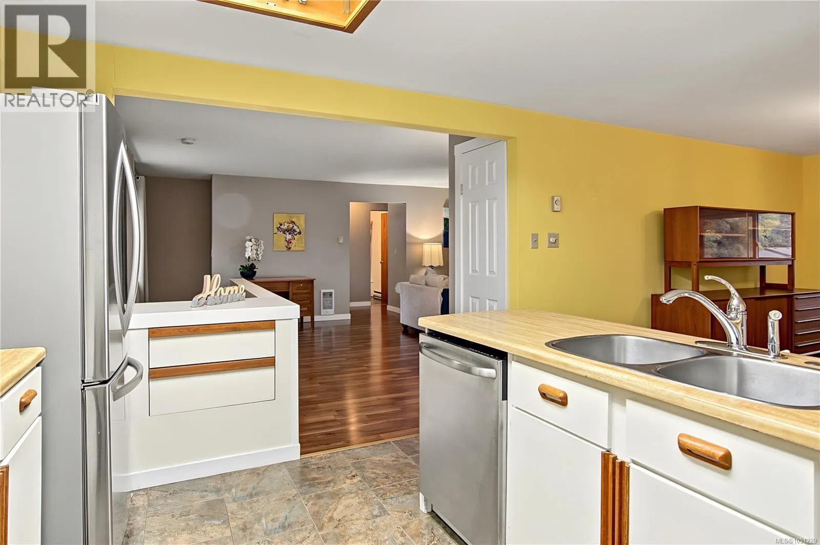 3505 Harris Cres