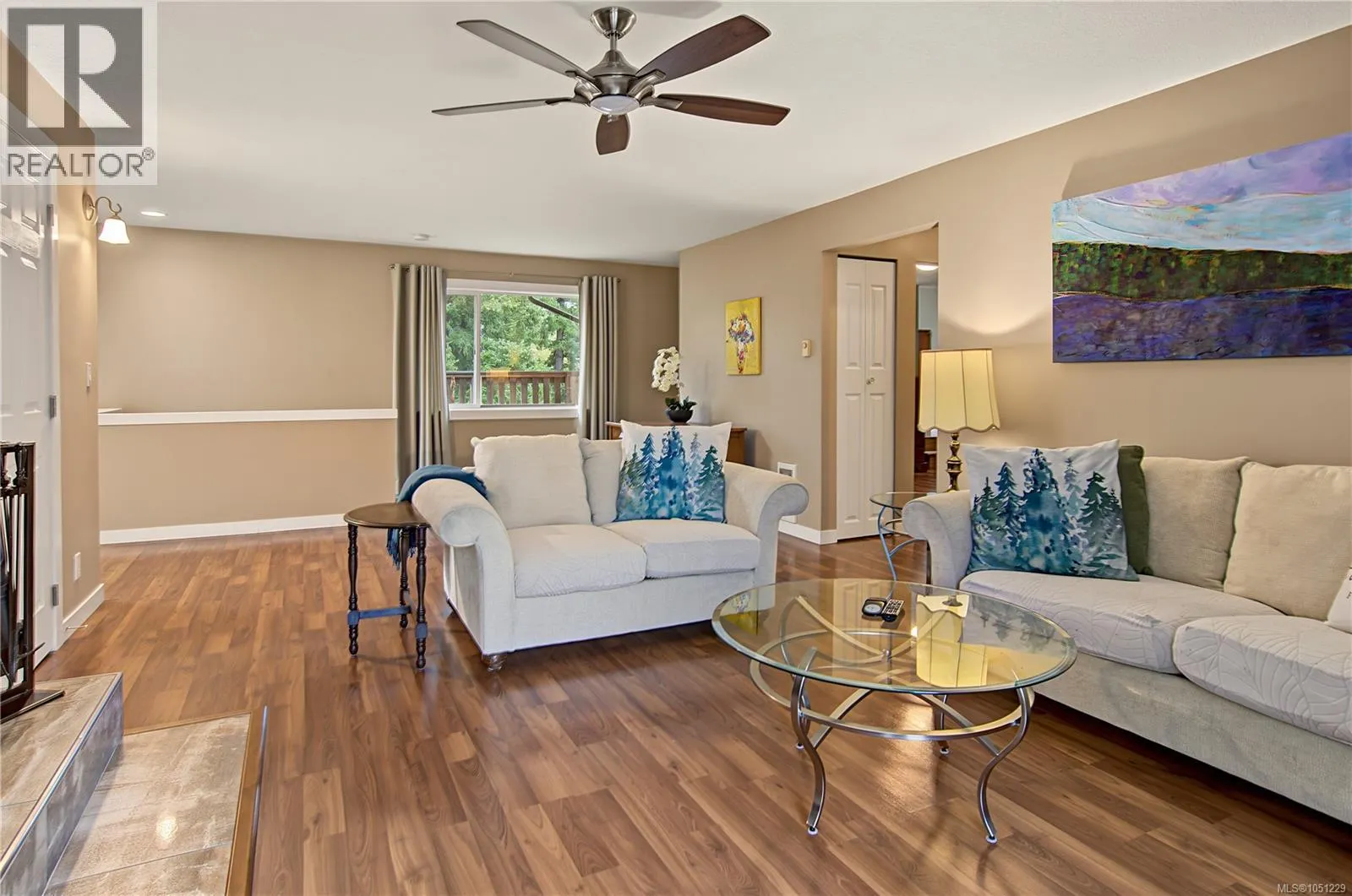 3505 Harris Cres