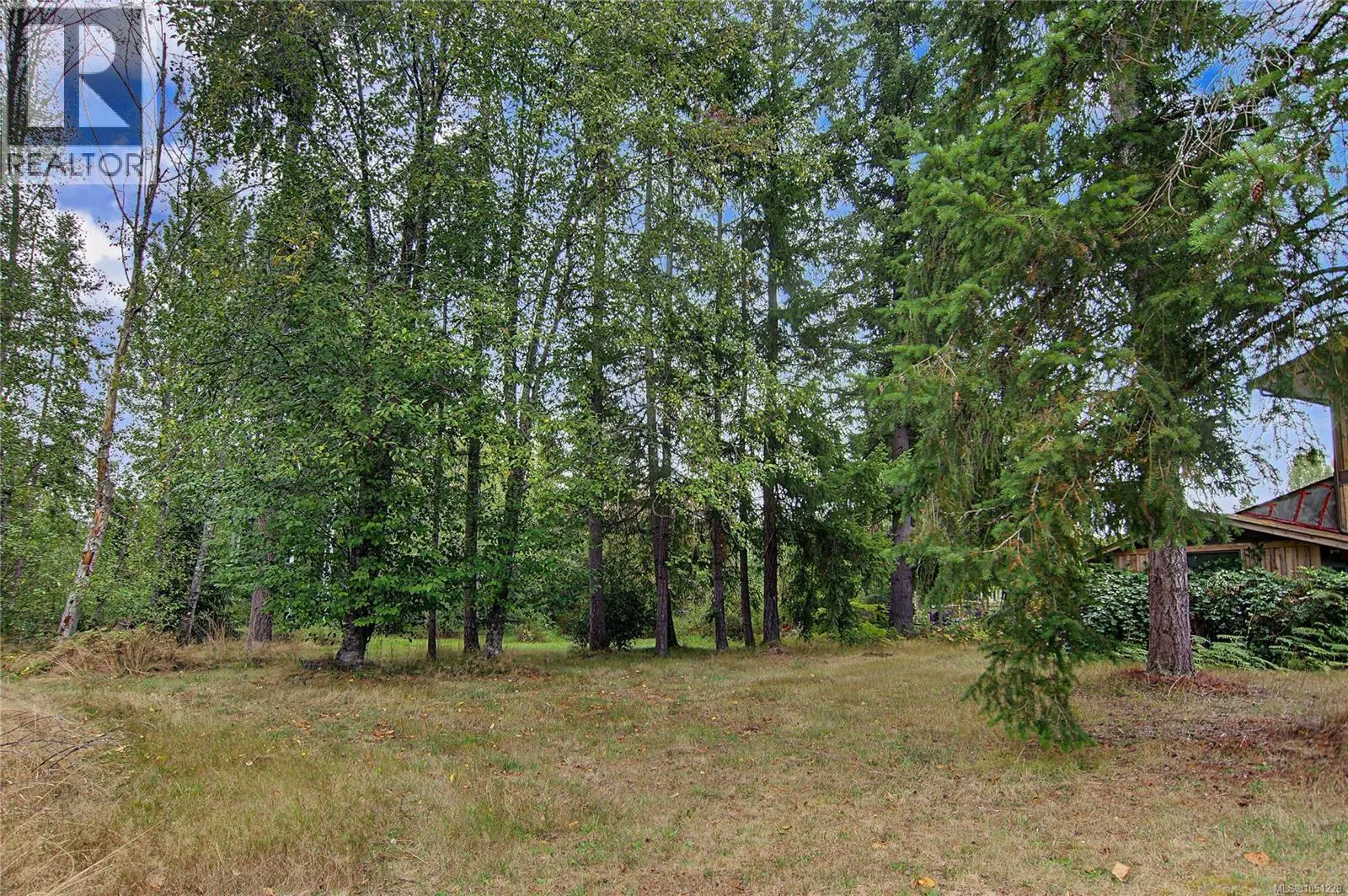 3505 Harris Cres