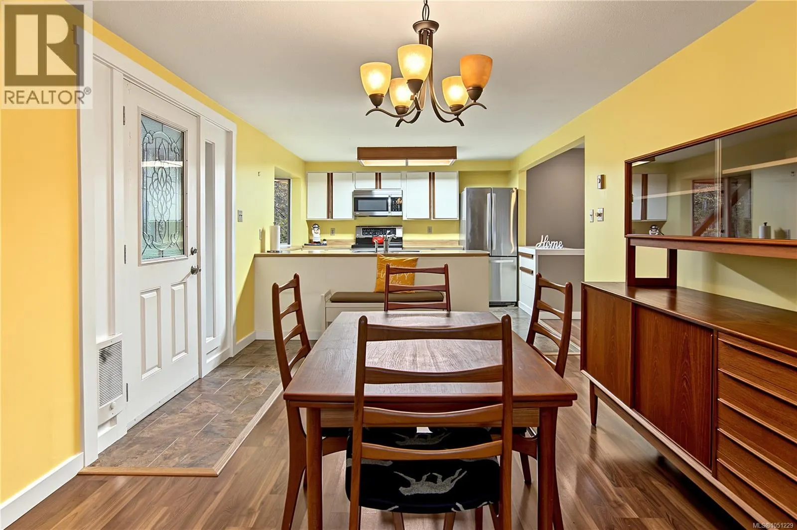 3505 Harris Cres