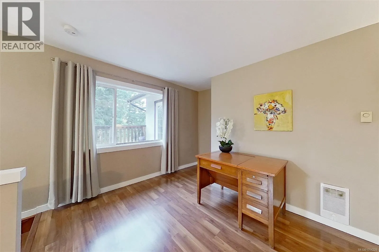 3505 Harris Cres