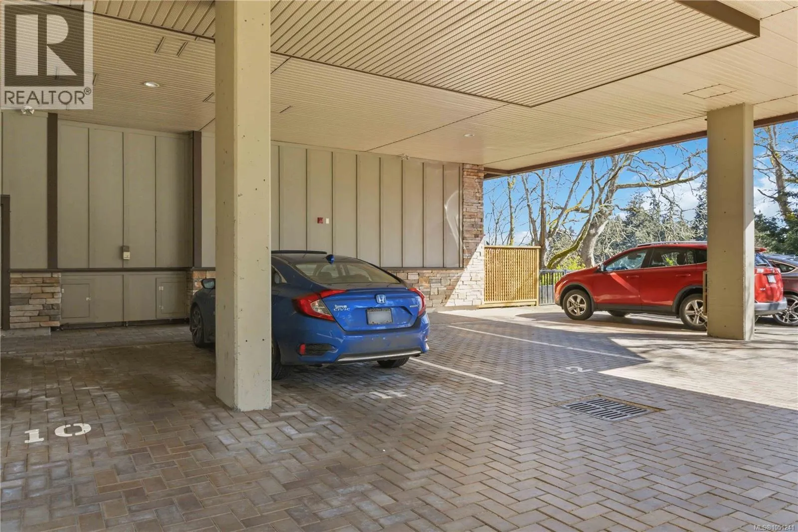 301 2850 Aldwynd Rd