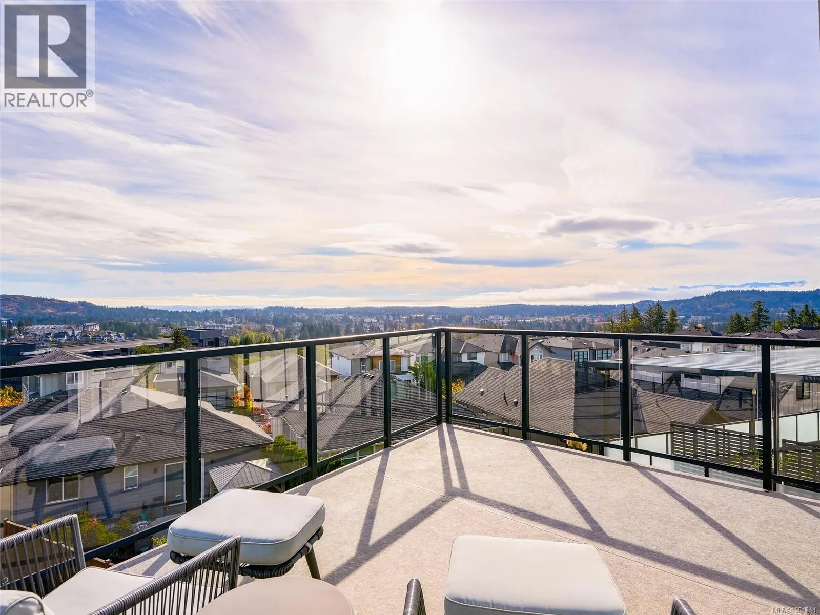 2403 Azurite Cres