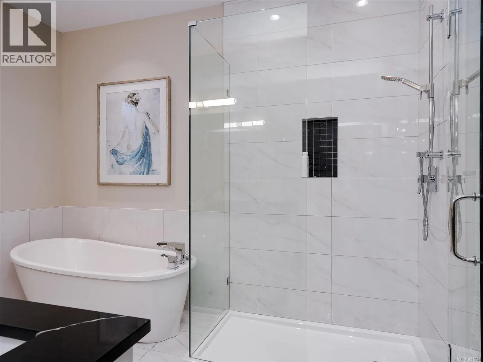 2403 Azurite Cres